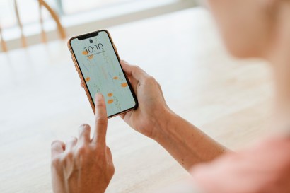 How Should Businesses Choose a Mobile App Development Tech Stack in 2026?